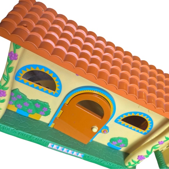 Dora Explorer Pop Up Dollhouse Lot 9 pc Talking Furniture Dora Figure EUC - Picture 3 of 12